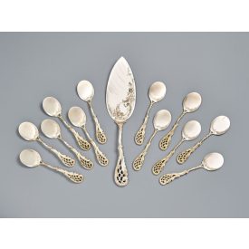 12 darab krémeskanál tortalapáttal