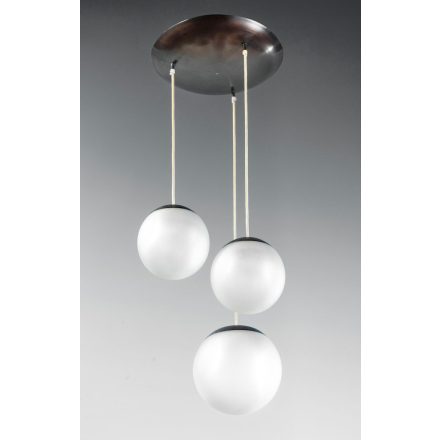 L. Szabó Erzsébet: Csillár