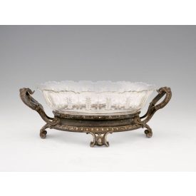 Historizáló jardiniere