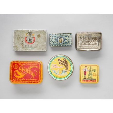 Hat darab fémdobozka