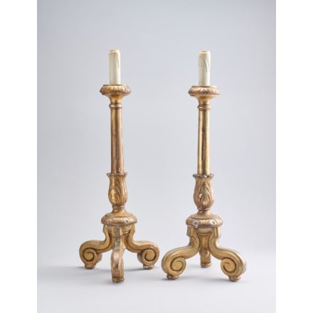 Nagyméretű templomi gyertyatartópár