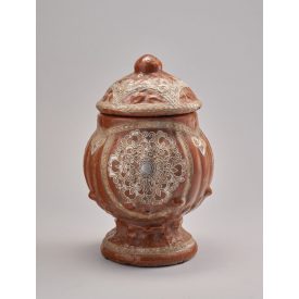 Asztali dohánytartó