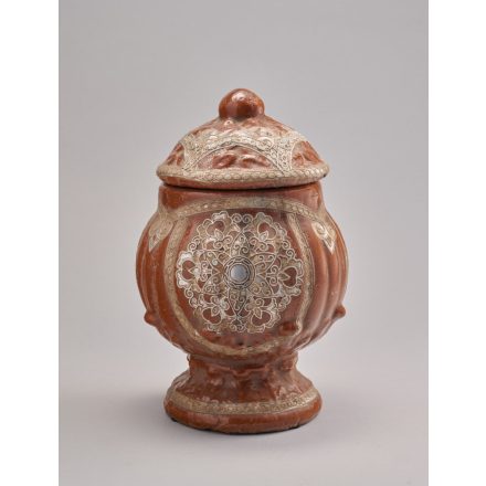 Asztali dohánytartó