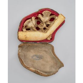 Tajtékpipa tokjában