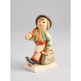 Kisplasztika - Utazó fiú