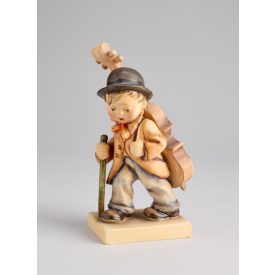 Kisplasztika - Fiú nagybőgővel