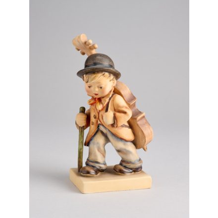 Kisplasztika - Fiú nagybőgővel