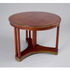 Szecessziós kisasztal