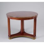 Szecessziós kisasztal