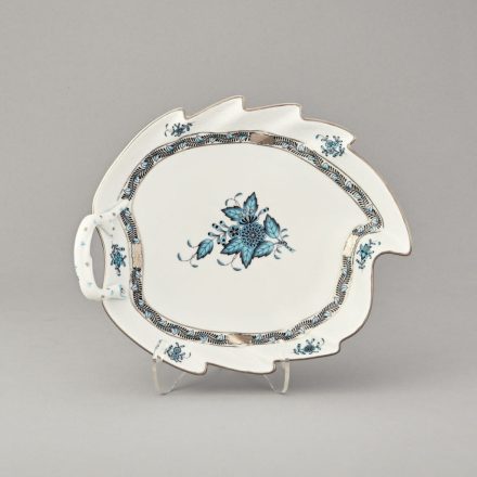 Levél alakú kínáló