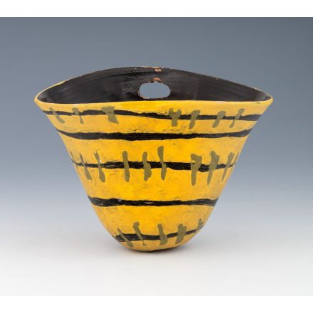 Gorka Lívia: Fali virágtartó