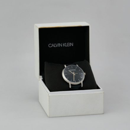 Férfi karóra eredeti dobozában